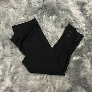 BLACK LEGGINGS / TIGHTS WITH AWESOME ENDS